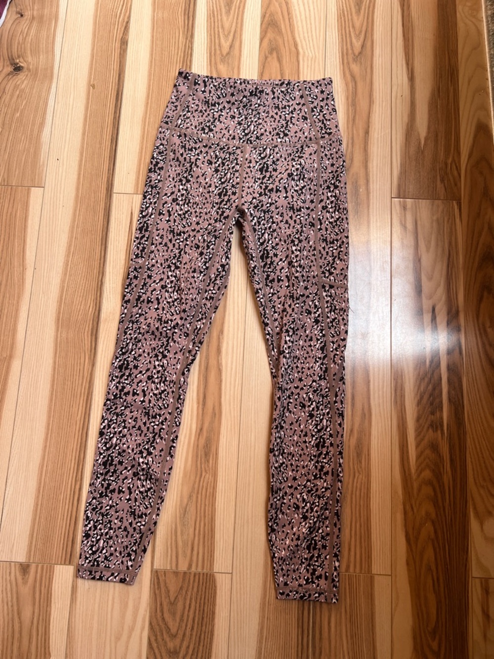 Varley printed leggings with pockets